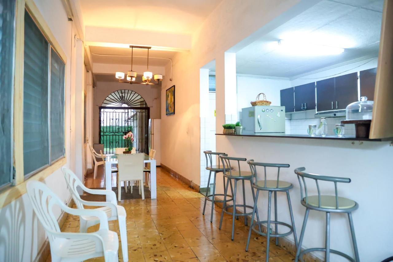 Hostal Villa Grande Панама Сити Екстериор снимка