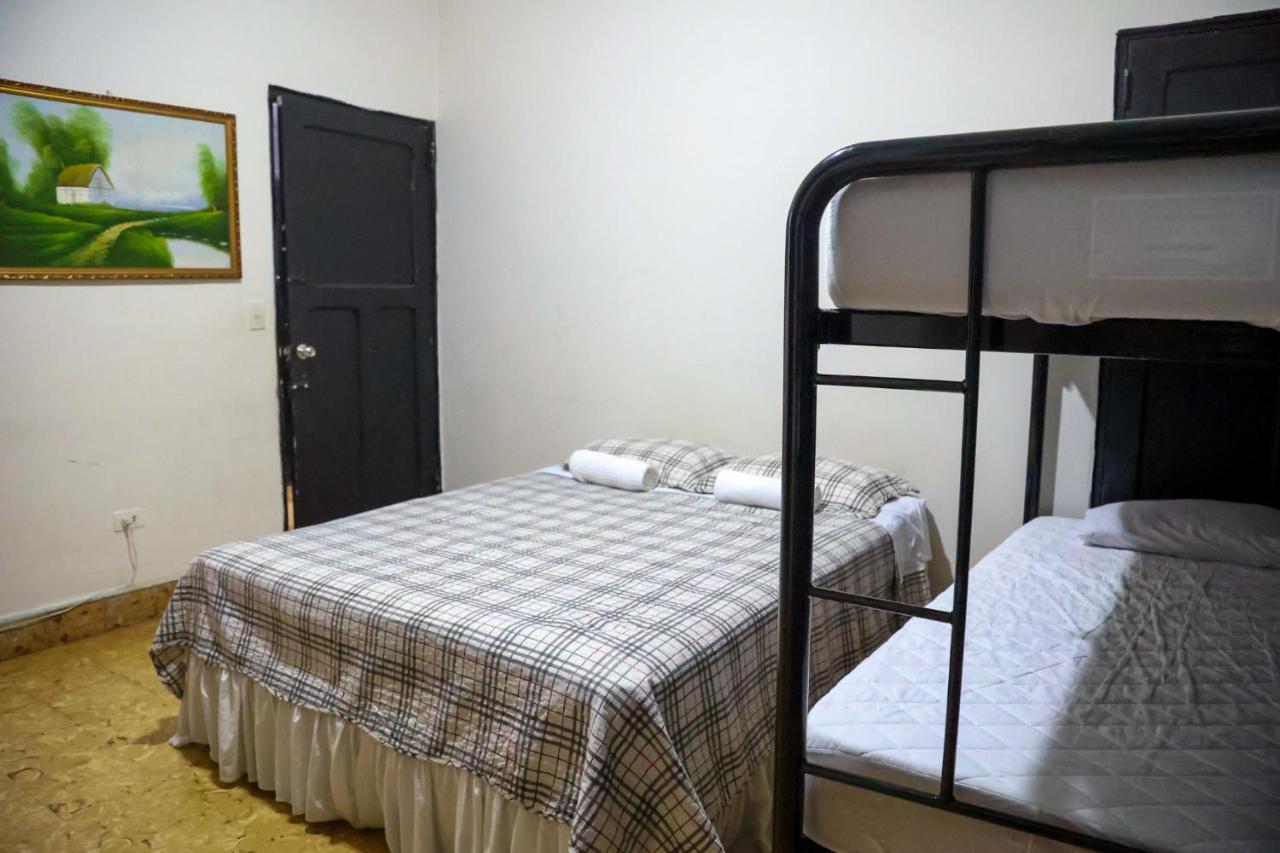 Hostal Villa Grande Панама Сити Екстериор снимка